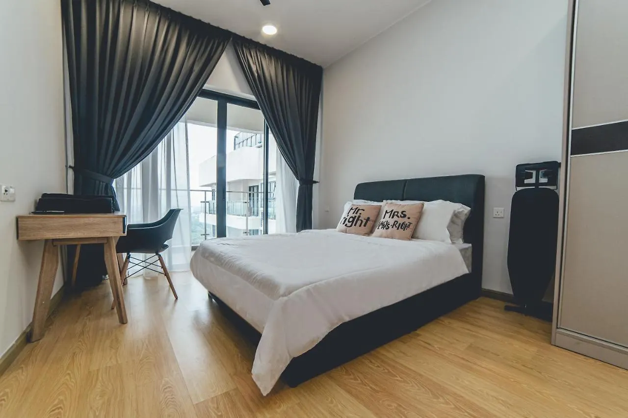 Tranquil Sea View Danga Bay 3Br 6Pax By Our Stay Johor Bahru 0*,  Malaysia