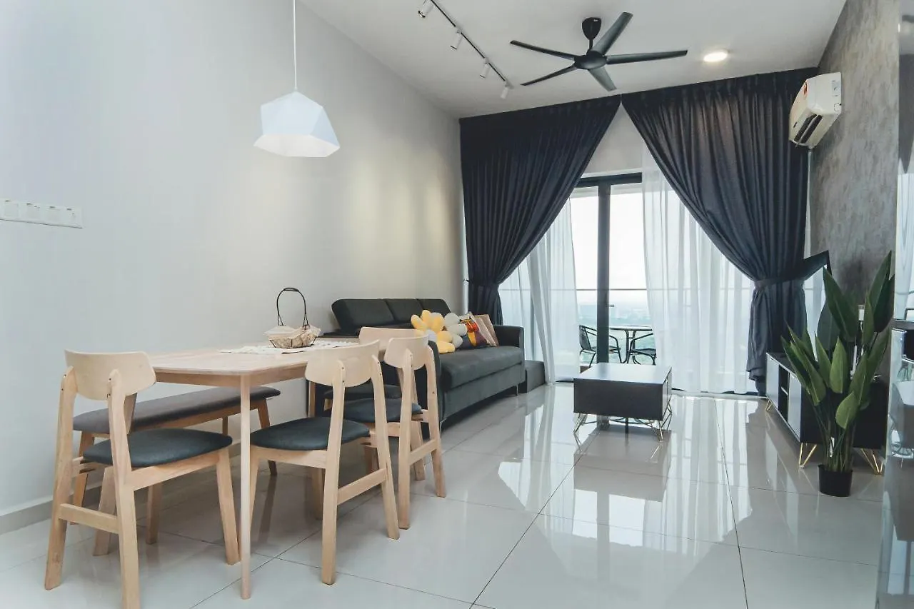 Tranquil Sea View Danga Bay 3Br 6Pax By Our Stay Johor Bahru Apartmán